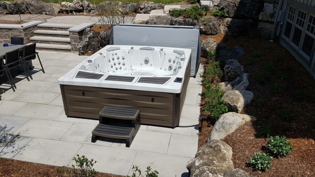 Spotlight The Sundance Spas 980 Series