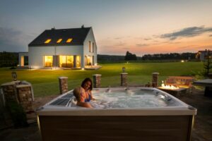 Sundance Spas Outdoor Hot Tub